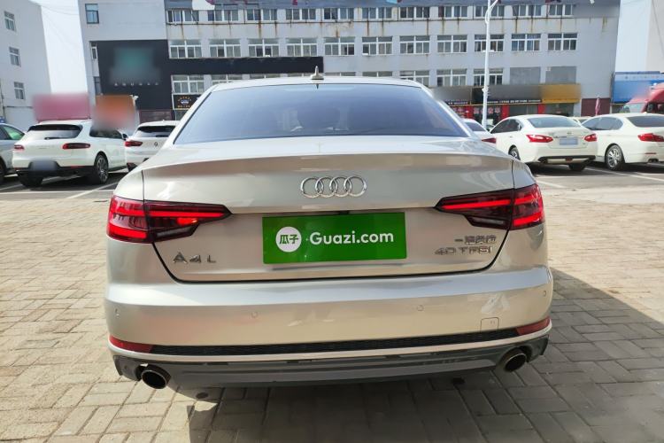 Used Audi A4L 2018 30th Anniversary Edition 40 TFSI Fashion Model
