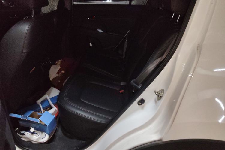 Used Kia Sportage R 2015 2.0L Automatic Two-Wheel Drive DLX Model