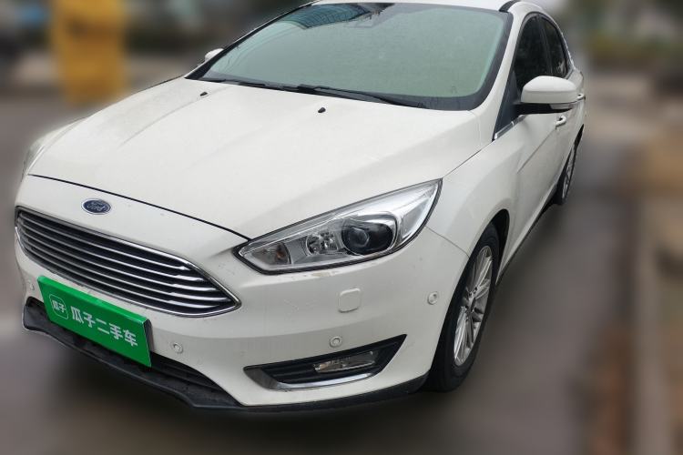 Used Ford Focus 2015 Sedan EcoBoost 180 Automatic Flagship Model