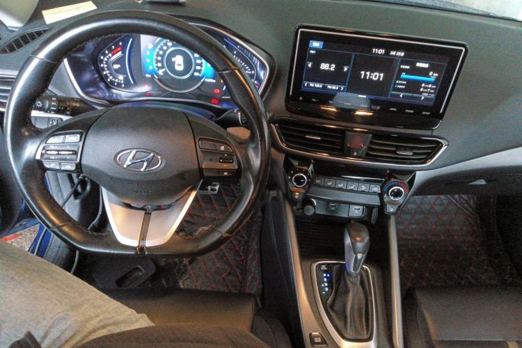 Used Hyundai Lafesta 2019 280TGDi Sport Edition China V Standard Center Console