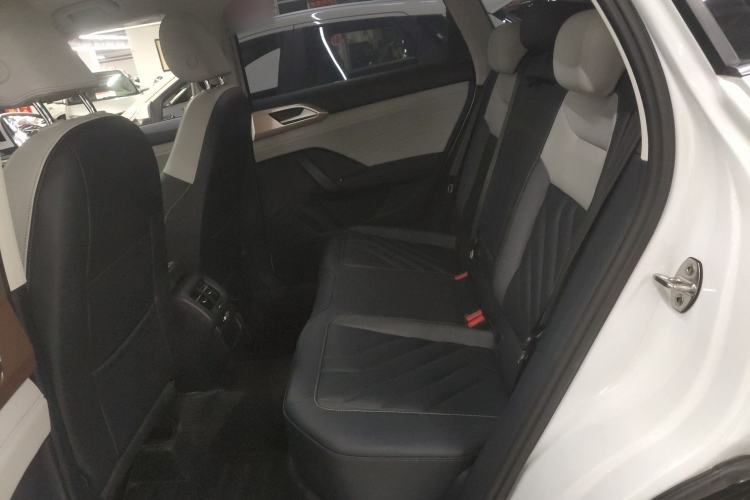 Used Volkswagen Tharu 2023 300TSI Two-Wheel-Drive Full Moon Edition Left Rear Seat