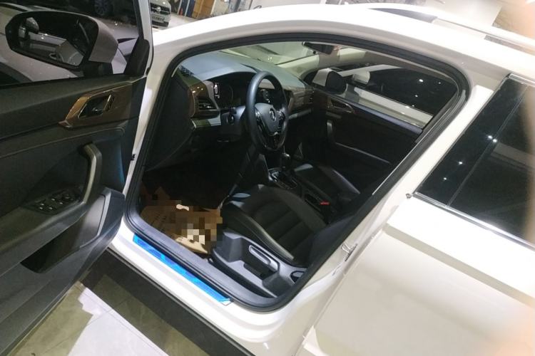 Used Volkswagen Tharu 2019 280TSI Two-Wheel Drive Luxury Version China VI Standard