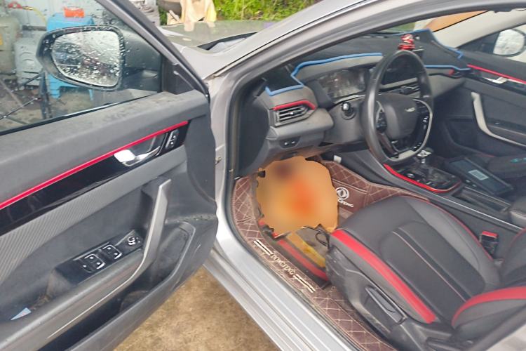 Used Dongfeng Aeolus Yixuan 2021 230T Automatic Chasing Shadow Edition Driver Seat