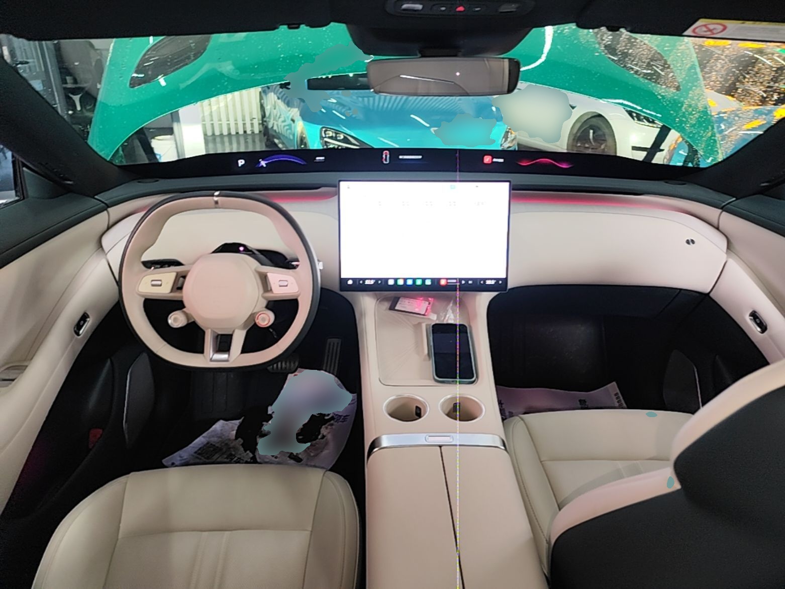 Xiaomi Auto YU7 2025 Ultra-Long Range All-Wheel Drive Pro Version — снимка 12