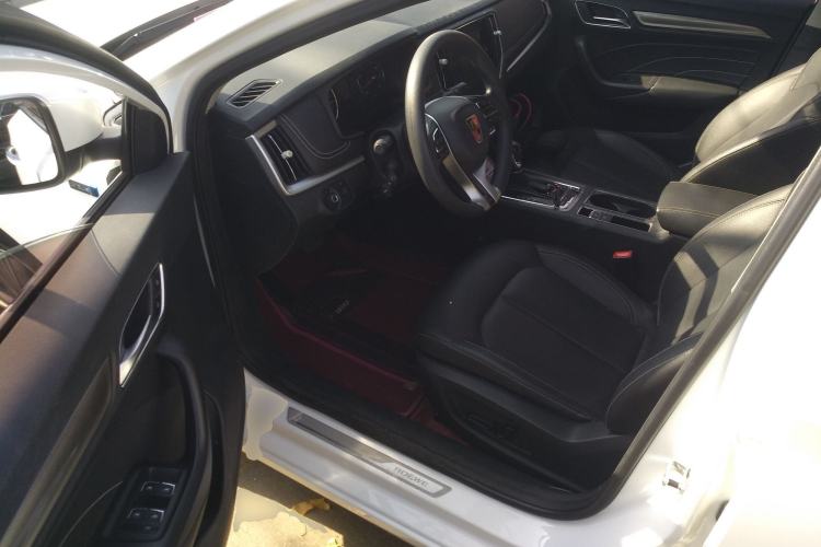 Used Roewe i6 2020 PLUS 1.6L CVT 4G Connected Glory Flagship Edition