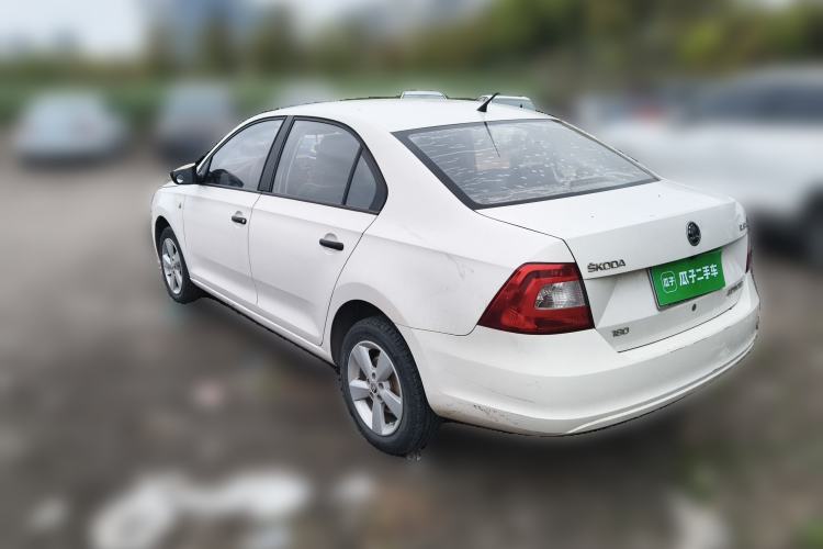 Used Skoda Rapid 2016 1.6L Manual Front-Wheel-Drive Version Rear Left 45 Deg