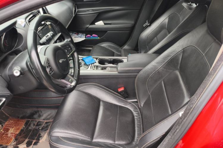 Used Jaguar XE 2017 2.0T 200 PS R-Sport