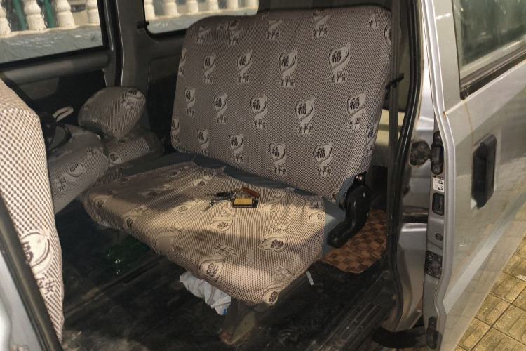 Used Wuling Rongguang 2011 1.2L Base Version
