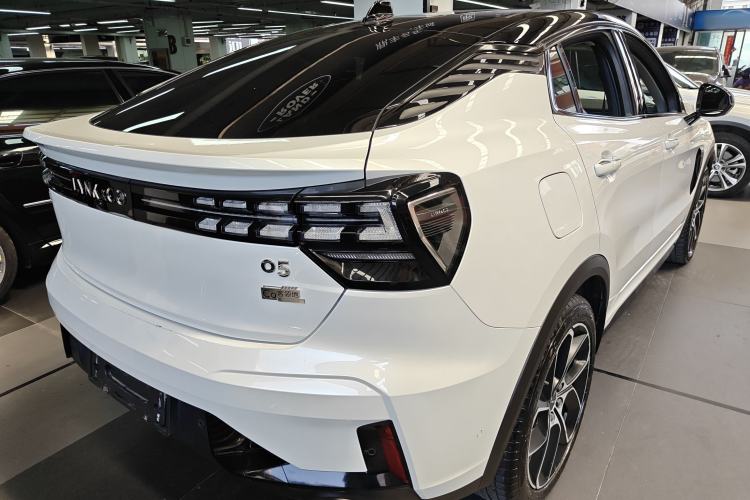 Used Lynk & Co 05 2020 2.0TD Two-Wheel Drive Shine Halo
