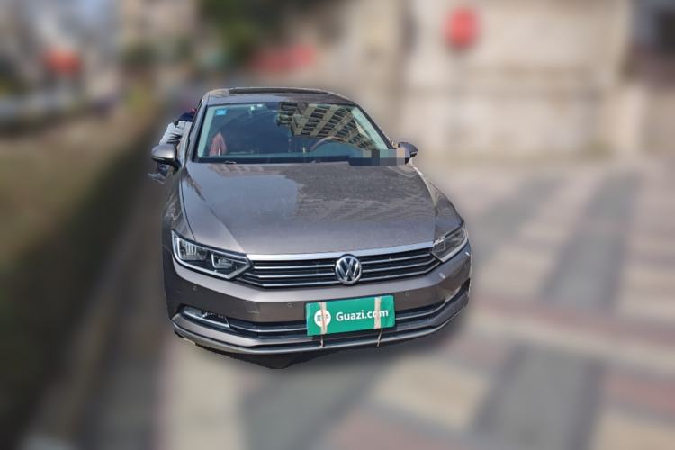 Used Volkswagen Magotan 2017 280TSI DSG Comfort Model Front