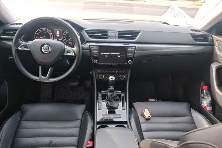 Used Skoda Superb 2016 TSI280 DSG Champion Edition Center Console