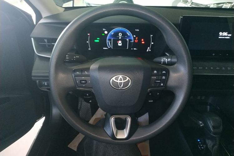 Used Toyota Camry 2024 Dual-Motor 2.0 HE Elite Edition Steering Wheel