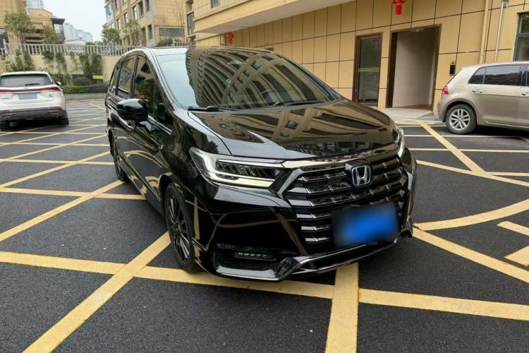 Used Honda Elysion 2024 2.0L eHEV Luxury Edition
