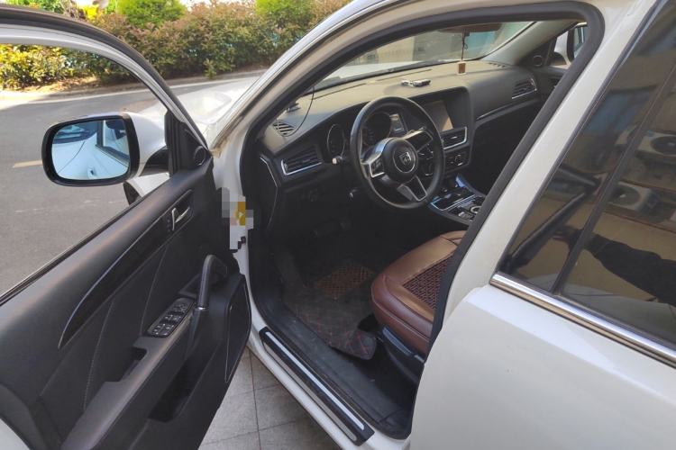 Used Zotye T600 2016 Sport Edition 2.0T DCT Luxury Model Driver Seat