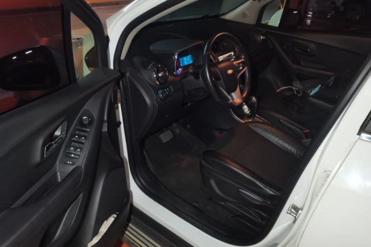 Used Chevrolet Trax 2014 1.4T Automatic Two-Wheel Drive Luxury Model Driver Seat