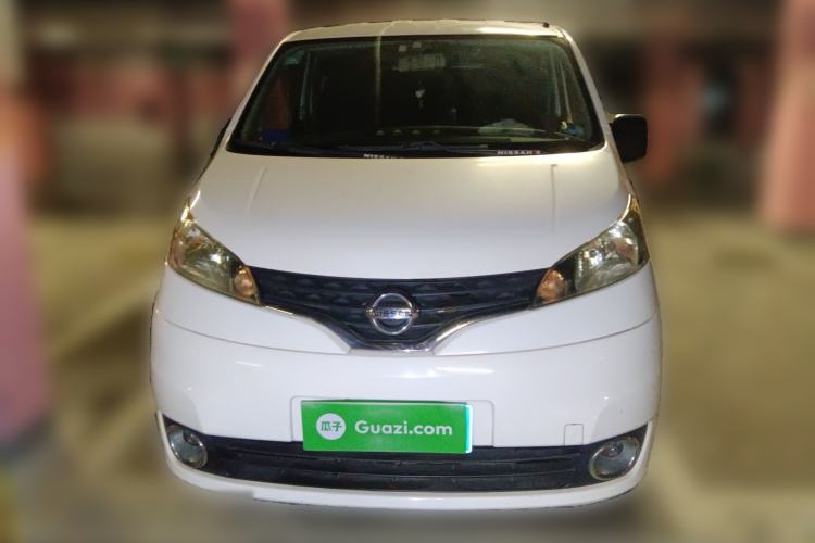 Used Nissan NV200 2012 1.6L 232 Seats Luxury Version

