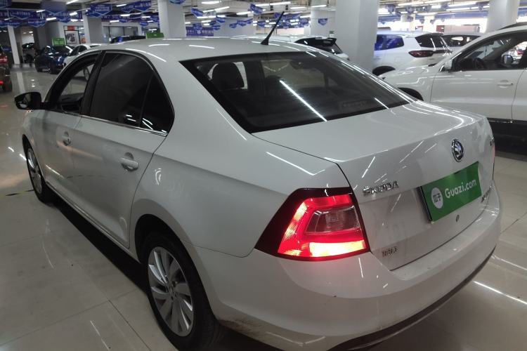 Used Skoda Rapid 2018 1.6L Automatic Comfort Edition Exterior 2