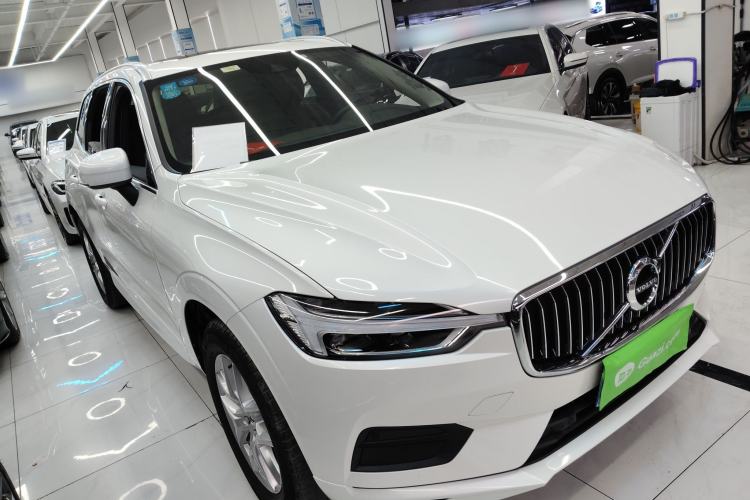 Used Volvo XC60 2019 T5 4x4 Smart Edition China VI Standard
