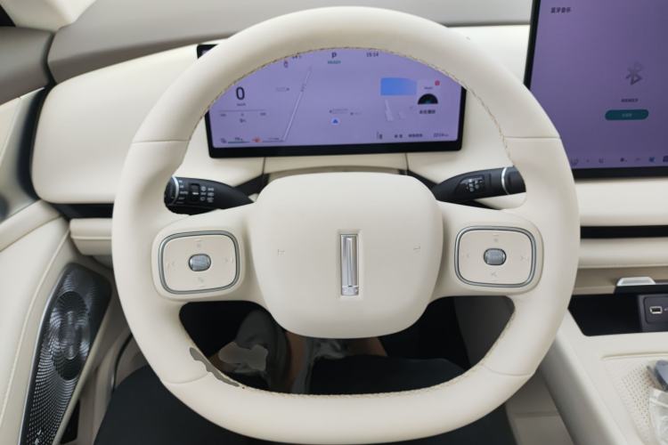 Used Wey Lanshan 2025 Four-Wheel Drive Max Steering Wheel