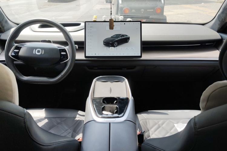 Used CHANGAN NEVO A07 2024 All-Electric "True Fragrance" Edition 710 Flagship Model Center Console