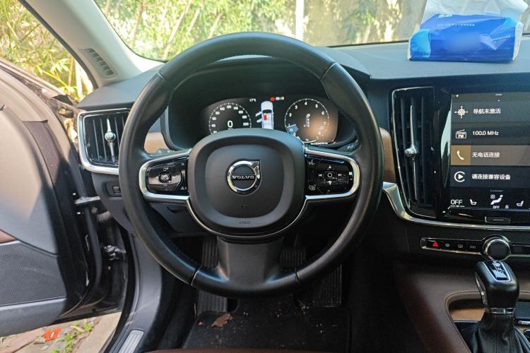 Used Volvo S90 2020 T5 Zhiyi Luxury Edition
