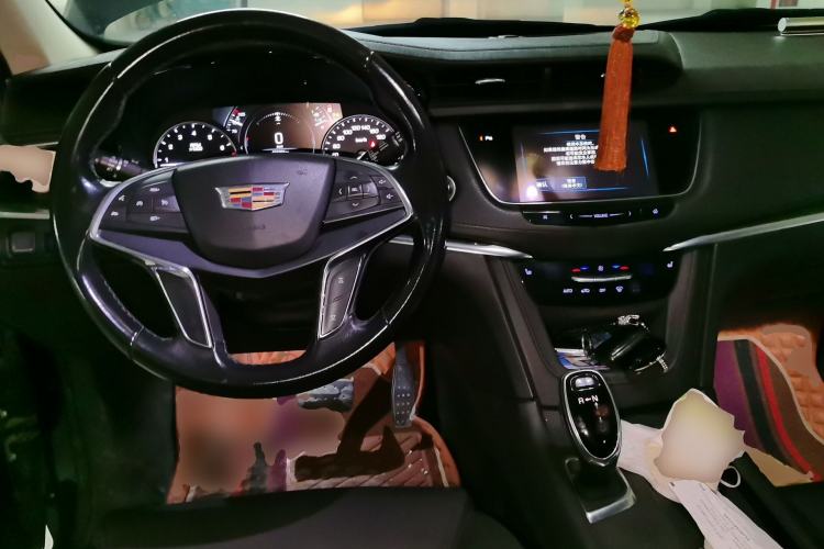 Used Cadillac XT5 2018 25T Luxury Model
