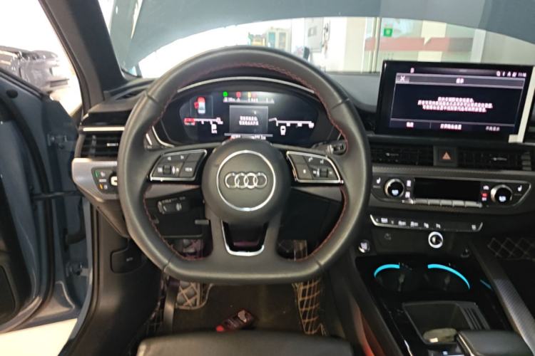 Used Audi A4L 2022 40 TFSI quattro RS Performance Package
