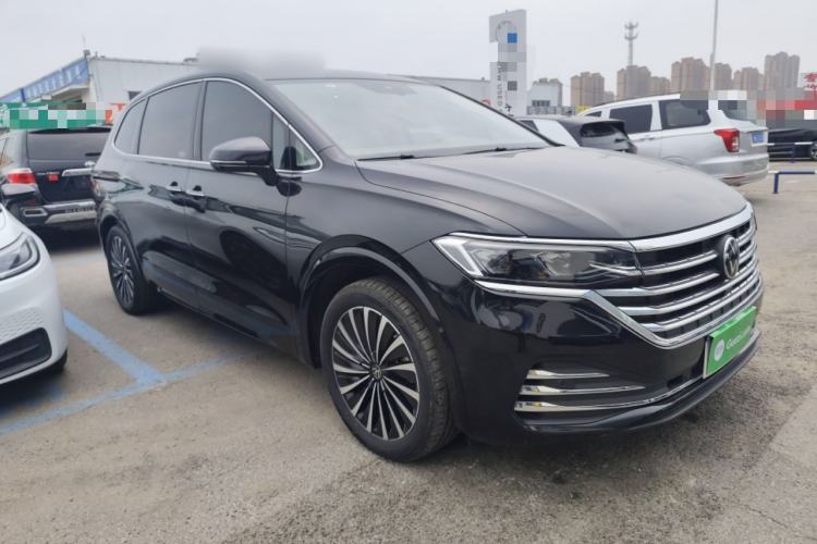 Used Volkswagen Viloran 2024 380TSI Premium Edition
