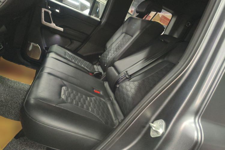 Used 212 T01 2024 2.0T Mechanic