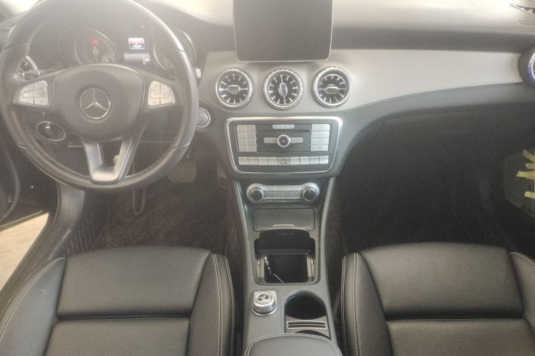 Used Mercedes-Benz GLA 2016 GLA 220 4MATIC Fashion Edition
