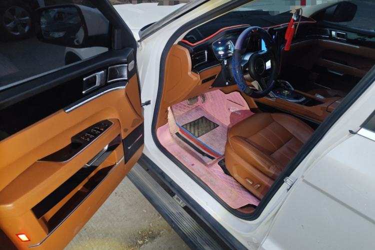 Used Zotye T700 2017 1.8T Dual-Clutch Prestige Model