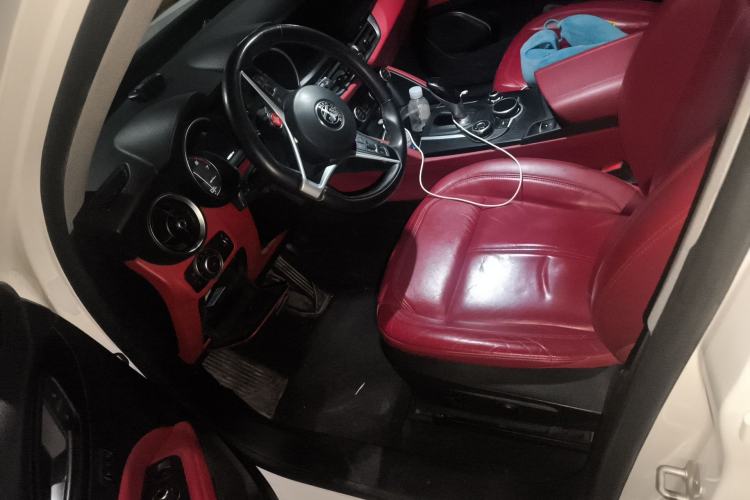 Used Alfa Romeo Stelvio 2017 2.0T 200HP Elite Edition
