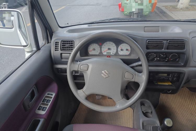 Used Suzuki Wagon R 2013 Venture Edition 1.0L Manual - Practical Model 3 Steering Wheel