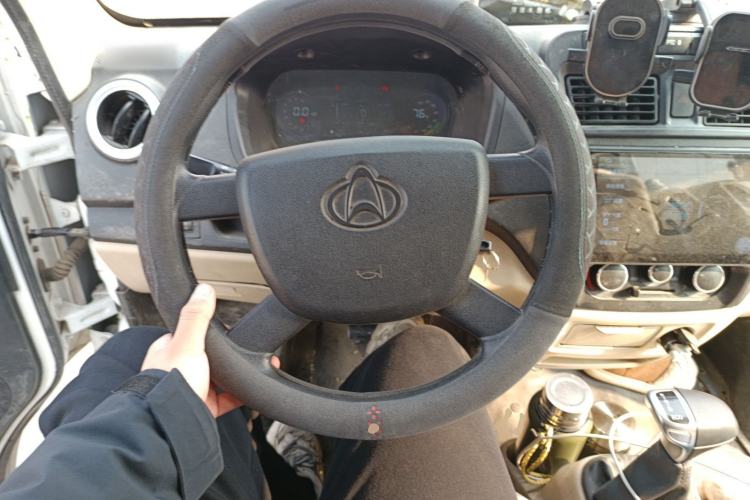 Used CHANGAN KAICHENG Ruixing EM80 2023 EM80 Ⅱ Side-Hinged 5-Seater Comfort Model Steering Wheel