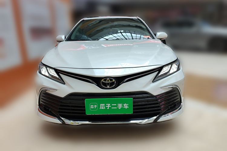 Used Toyota Camry 2023 2.0G Luxury Edition

