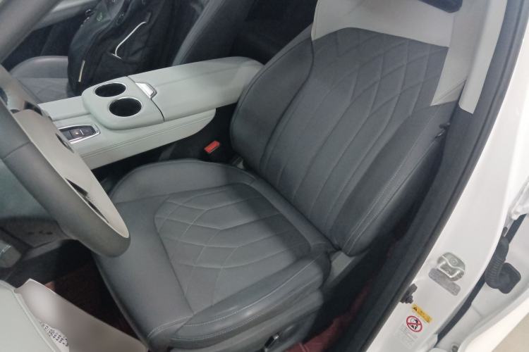 Used CHANGAN UNI-Z New Energy 2024 Blue Whale Smart Electric iDD 125km Beyond Edition Left Front Seat