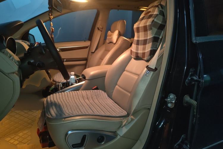 Used Mercedes-Benz R-Class 2010 R 350 L 4MATIC Left Front Seat