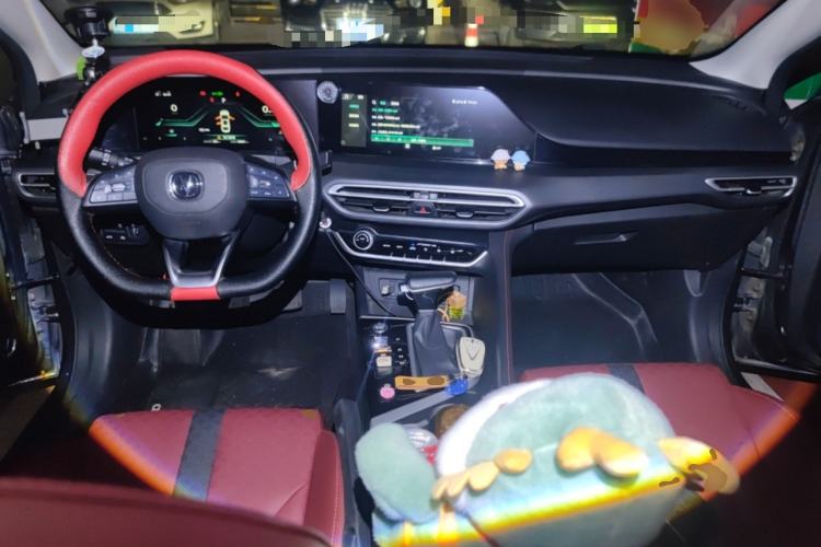 Used CHANGAN Eado 2021 PLUS Blue Whale NE 1.4T GDI DCT Flagship Model Center Console