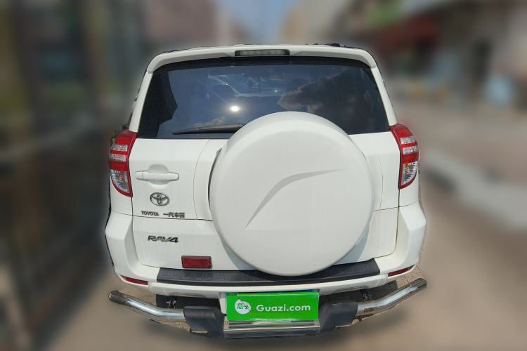 Used Toyota RAV4 2012 Luxurious Edition 2.0L Automatic All-Wheel Drive