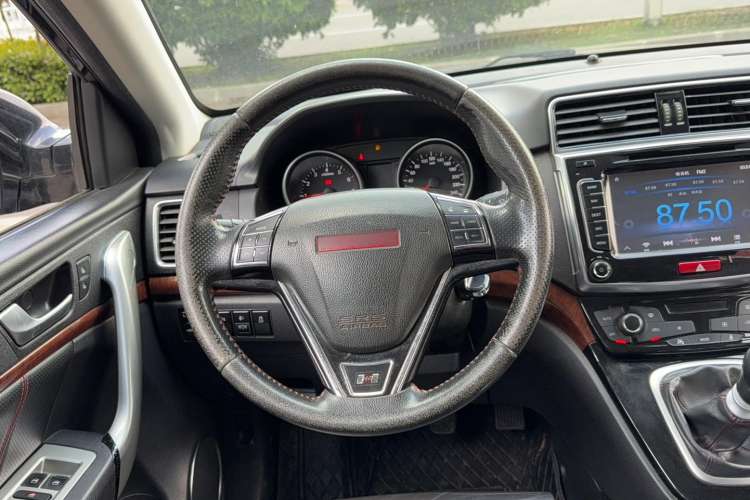 Used Haval H6 2014 Sport Version 1.5T Manual Two-Wheel Drive Elite Edition
