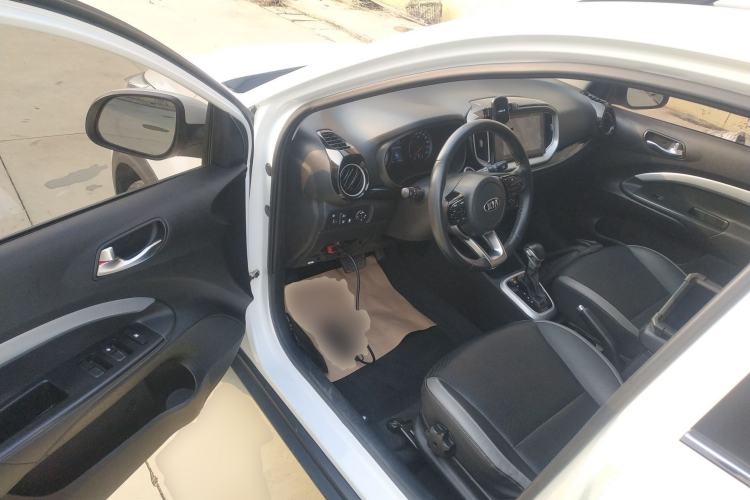 Used Kia kx1 Stonic 2021 1.4L Automatic Fun Edition