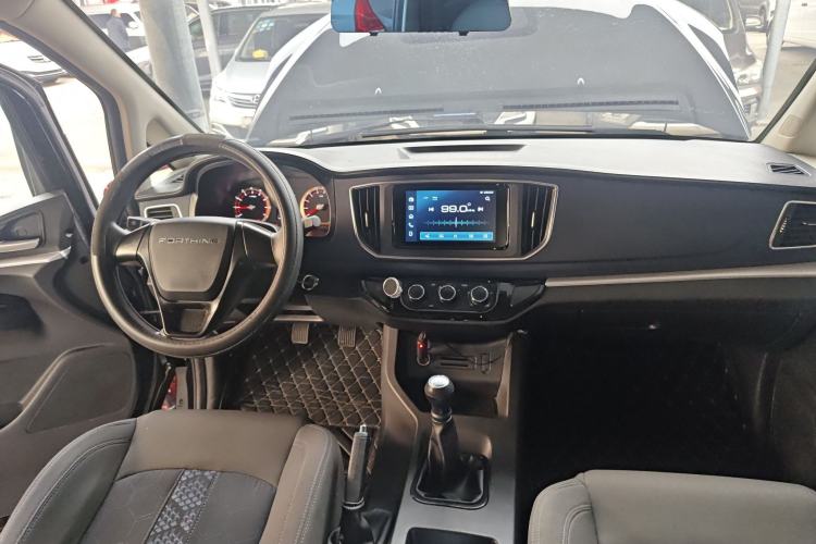 Used FORTHING Lingzhi 2023 M5L 1.6L Comfort Edition 7-Seater
