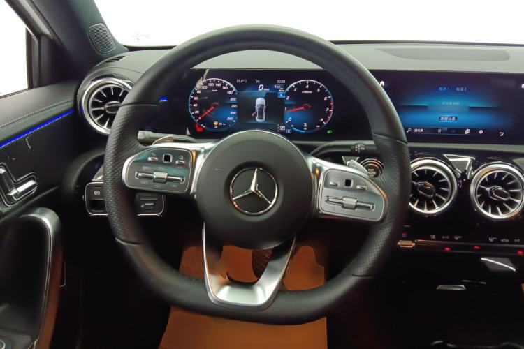 Used Mercedes-Benz A-Class 2022 Revised Version A 200 L Sport Sedan Fashionable Style