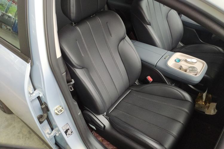 Used AION UT 2025 420 Smart Edition Right Front Seat