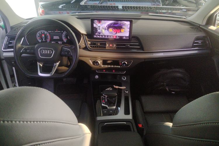 Used Audi Q5L 2023 40T Fashionable and Dynamic Edition
