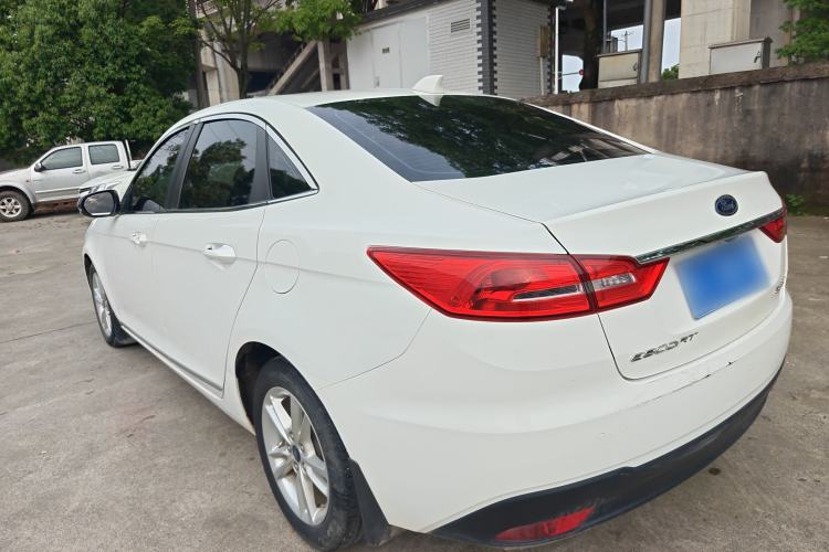 Used Ford Escort 2019 Revised Version 1.5L Automatic Enjoyment Type China VI Standard