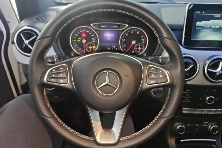 Used Mercedes-Benz B-Class 2015 B 200 Sport Edition
