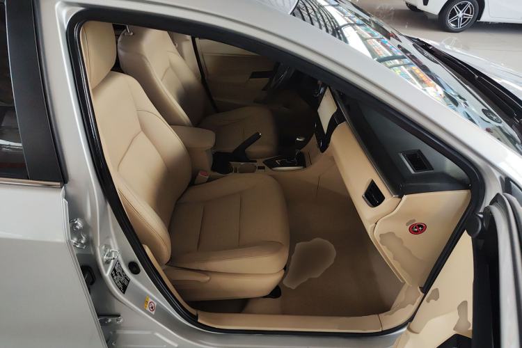 Used Toyota Corolla 2014 1.8L CVT GLX-i