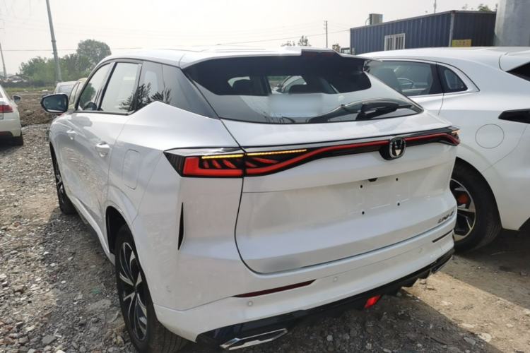 Used CHANGAN UNI-Z New Energy 2024 Blue Whale Smart Electric iDD 125km Excellence Model Rear Left 45 Deg