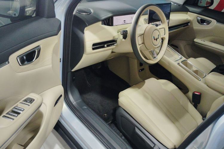 Used Wuling Bingo S 2025 Model 325km Deluxe Edition
